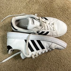 Adidas tennis shoes
